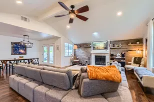 7905 Wycombe Dr, Austin, TX 78749 - Photo 2