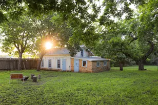 200 E Brenham St, Elgin, TX 78621 - Photo 2
