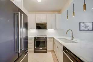 802 S 1st Street S, Austin, TX 78704 - Photo 8