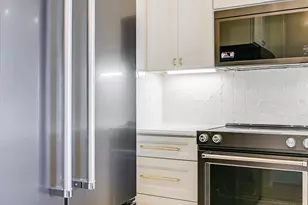802 S 1st Street S, Austin, TX 78704 - Photo 18