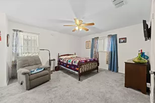 3205 Laguna Dr, Austin, TX 78741 - Photo 20