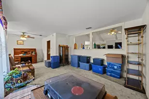 3205 Laguna Dr, Austin, TX 78741 - Photo 6