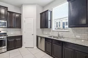2210 Dillon Pond Ln, Pflugerville, TX 78660 - Photo 10