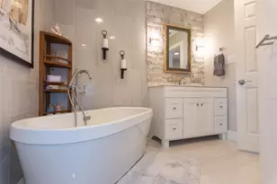 2410 Enfield Rd, Austin, TX 78703 - Photo 26