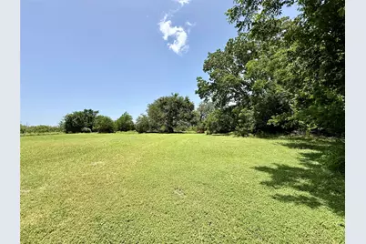 1629 Pecos Street, Lockhart, TX 78644 - Photo 16