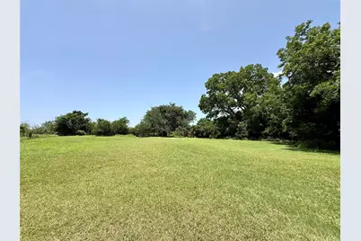 1629 Pecos Street, Lockhart, TX 78644 - Photo 26