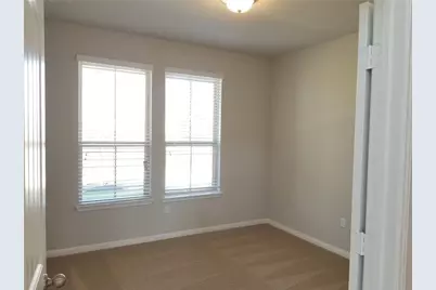 1024 Peregrine Way, Leander, TX 78641 - Photo 4