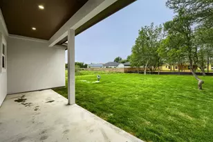 137 E Pauwela Ln, Bastrop, TX 78602 - Photo 36