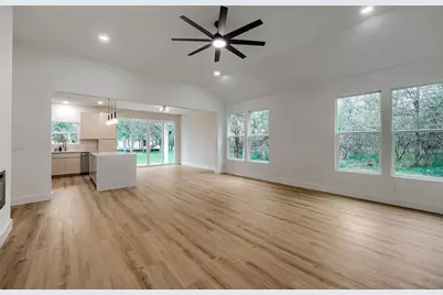 137 E Pauwela Lane, Bastrop, TX 78602 - Photo 8