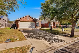 11407 Jim Thorpe Ln, Austin, TX 78748 - Photo 2