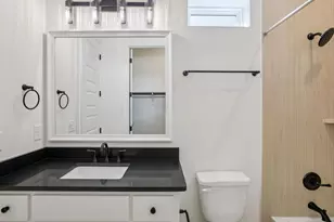 1851 Dancing Oak Ln, San Marcos, TX 78666 - Photo 10