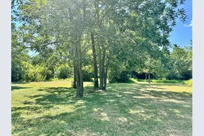 1007 S 18th Street, Temple, TX 76501 - Photo 8