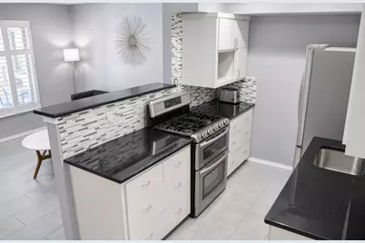 505 W 7th Street #109, Austin, TX 78701 - Photo 4