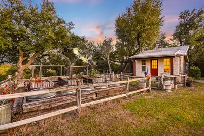 1984 Divide Pass, Blanco, TX 78606 - Photo 30