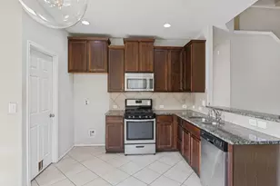 512 Eagle Brook Ln, Buda, TX 78610 - Photo 10