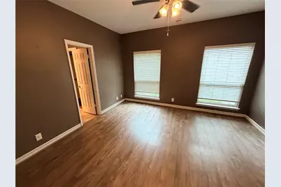 6600 Valleyside Road #D-20, Austin, TX 78731 - Photo 8