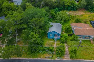 1408 Luna St, Austin, TX 78721 - Photo 2