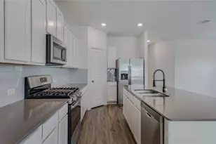 21409 Wilmiller Ln, Pflugerville, TX 78660 - Photo 16