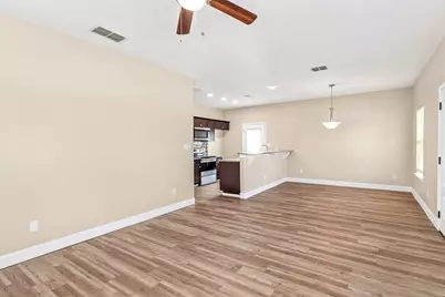 1628 Armstrong Street, Luling, TX 78648 - Photo 6