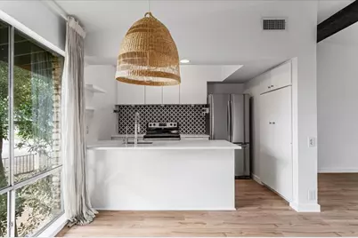 1304 Mariposa Drive #206, Austin, TX 78704 - Photo 6
