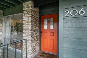 1304 Mariposa Dr, Austin, TX 78704 - Photo 2