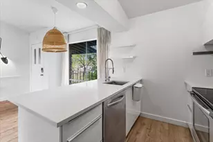 1304 Mariposa Dr, Austin, TX 78704 - Photo 8