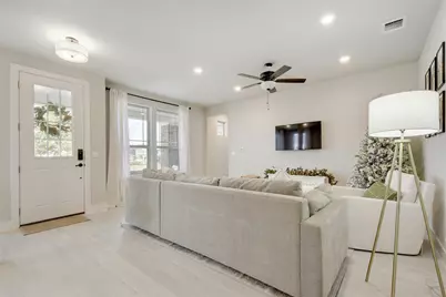 8302 Corrigan Pass, Austin, TX 78744 - Photo 6