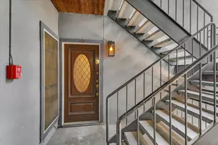 700 S 1st St, Austin, TX 78704 - Photo 12