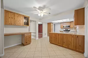 12708 Poquoson Dr, Austin, TX 78727 - Photo 10