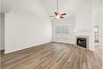 18 Azalea Drive, Georgetown, TX 78626 - Photo 8