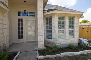 18 Azalea Dr, Georgetown, TX 78626 - Photo 4