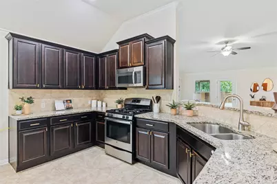 4017 Darryl Street, Round Rock, TX 78681 - Photo 6