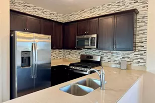 14221 Lyndora Ln, Pflugerville, TX 78660 - Photo 4