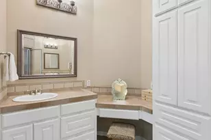 6604 Liveoak Dr, Austin, TX 78746 - Photo 20