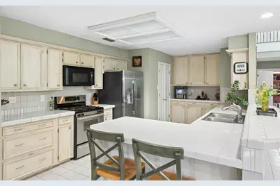 6604 Liveoak Drive, Austin, TX 78746 - Photo 10