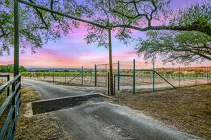 878 Ranch Road 2766, Johnson City, TX 78636 - Photo 2