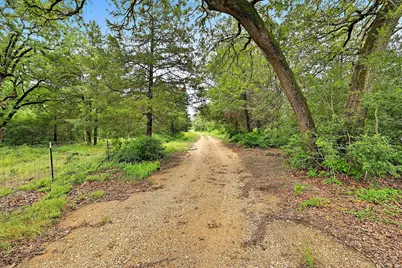 11791 Silver Springs Road, Rockdale, TX 76567 - Photo 34