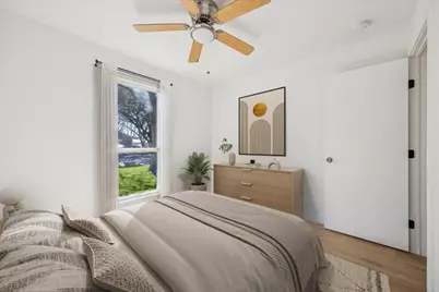 1005 Bowie Street, Lockhart, TX 78644 - Photo 10