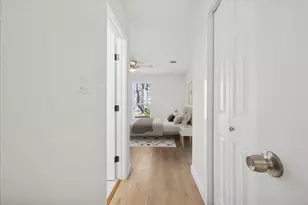 1005 Bowie St, Lockhart, TX 78644 - Photo 6