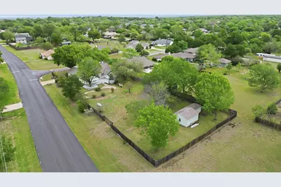 201 Towhee Drive, Buda, TX 78610 - Photo 34