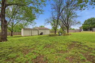 201 Towhee Dr, Buda, TX 78610 - Photo 10