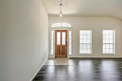 920 Great Sand Dunes Avenue, Pflugerville, TX 78660 - Photo 4