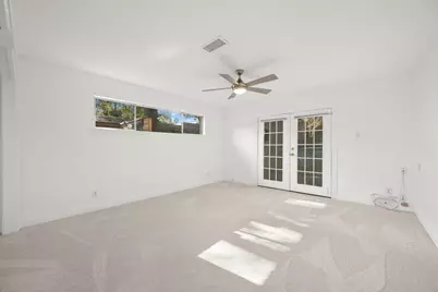 833 E 38th Street, Austin, TX 78705 - Photo 18