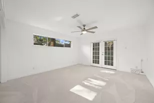 833 E 38th St, Austin, TX 78705 - Photo 18