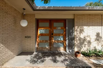 833 E 38th Street, Austin, TX 78705 - Photo 4