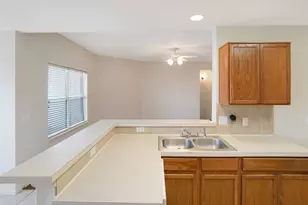 14400 Martial Eagle Dr, Elgin, TX 78621 - Photo 8