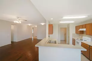 14400 Martial Eagle Dr, Elgin, TX 78621 - Photo 6