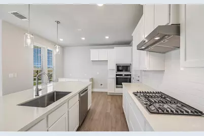 8814 Marmoset Way, Austin, TX 78747 - Photo 16