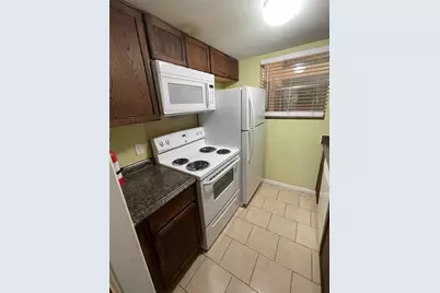 710 E Dean Keeton Street #104, Austin, TX 78705 - Photo 16