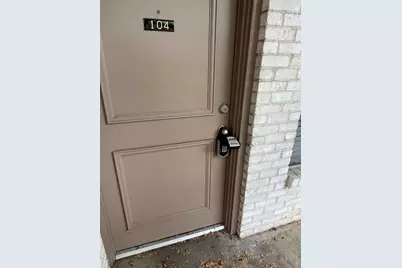 710 E Dean Keeton Street #104, Austin, TX 78705 - Photo 10